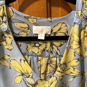 Belle by Kim Gravel M Floral Blouse